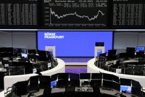 Les Bourses européennes terminent la première séance du mois dans le vert