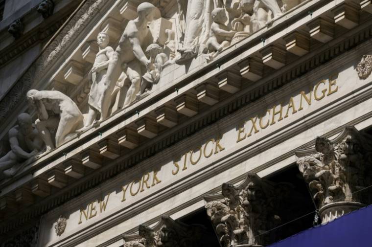 La façade de la Bourse de New York, le 15 juillet ( AFP / Angela Weiss )