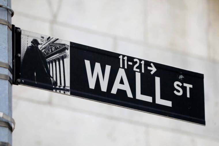 WALL STREET TERMINE STABLE