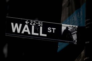 Wall Street termine en ordre dispersé, les techs ont pesé sur le Nasdaq