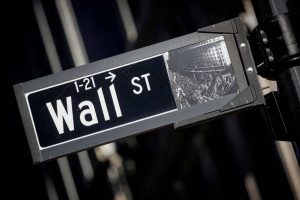 Wall Street finit en baisse, les craintes géopolitiques prédominent