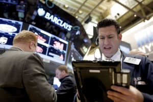 Wall Street finit en hausse et met un terme à sa série noire